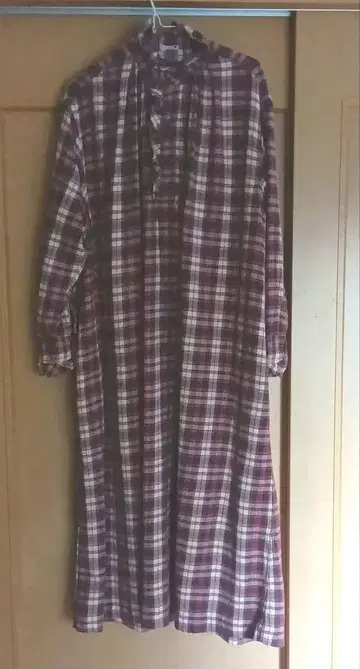 45R 인도넬 턱 프릴 드레스