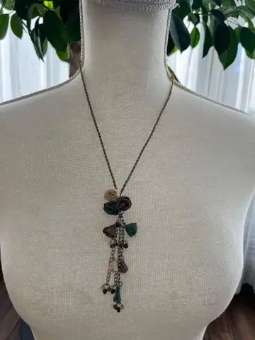 터키 이네 오야 꽃 모티브 목걸이