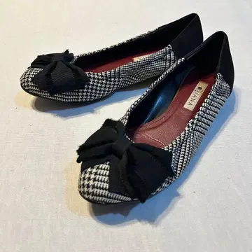 컨디션 최상 DIANA 펌프스 스틸레토 리본 포함 하운드투스