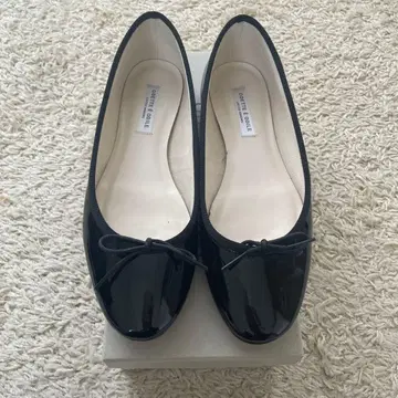 오데트 에 오딜 블랙 플랫슈즈