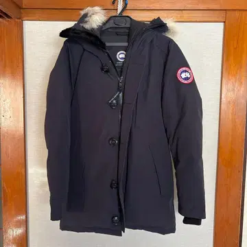 Canada Goose 네이비 다운 자켓 L 사이즈
