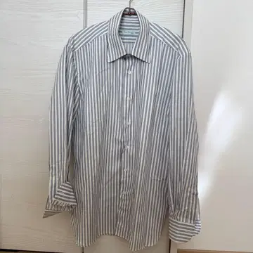 에리코 포르미콜라 셔츠