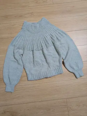 [ Noela ] 노엘라 스웨터 니트 라이트 블루 백리본 F