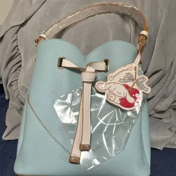 시나모롤 VIS 하트컷 백(미디엄)