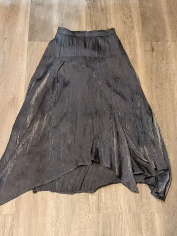 emmi 새틴 롱 스커트