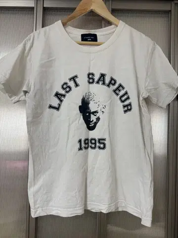 SAPEur 화이트 반팔 T셔츠