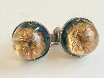 골동품 수중 꽃 콜론 듯한 형태의 vintage 귀찌