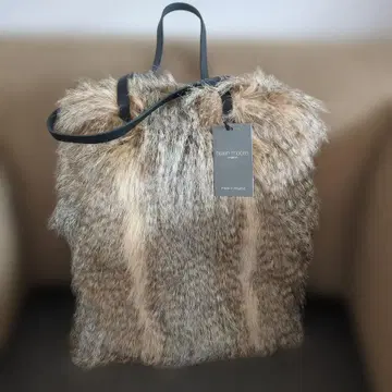 택 포함 새상품 helen moore 퍼 백