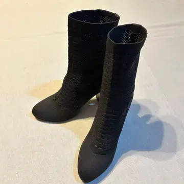 새상품급 DIANA 니트 스트레치 부츠 그레이 23.5cm