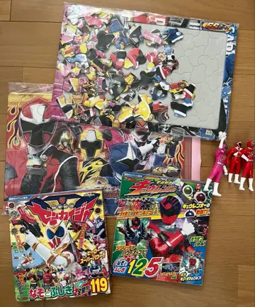 전대물 퍼즐 그림책 피규어