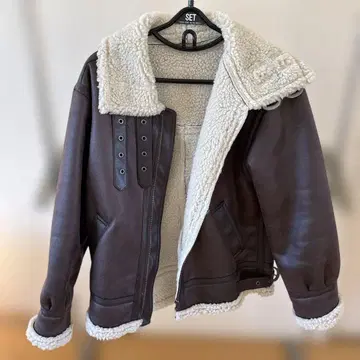 Ungrid 페이크 무스탕 보아 블루종