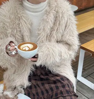 Alley Tokyo 복슬복슬한 BIG 가디건 베이지