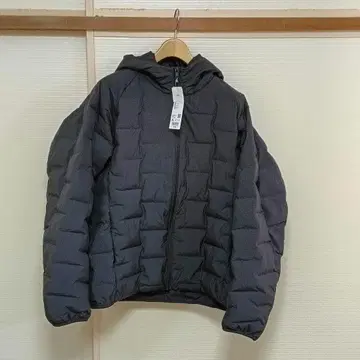 XL 블랙 [ 택 포함 새상품 ] 유니클로 퍼프 테크 후드티