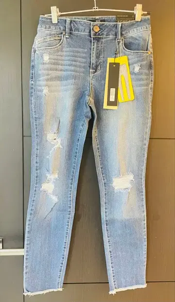 LA 직수입 데미지 가공 여성용 데님 레귤러 실루엣 [ 25 ]