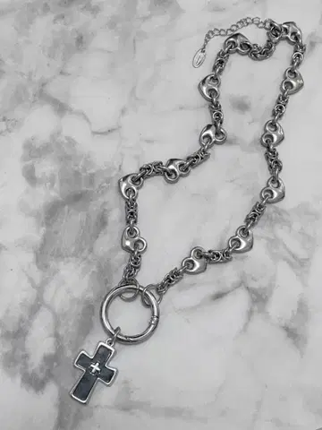 하트 체인과 크로스 목걸이 [BLACK]