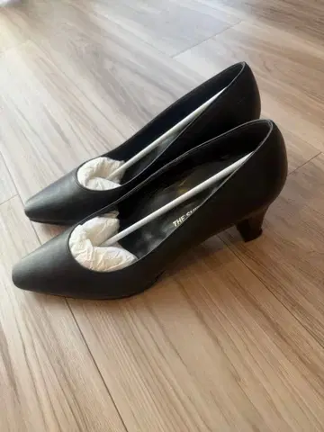 블랙 하이힐 36 수트 컴퍼니