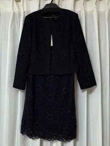 ANAYI 레이스 수트