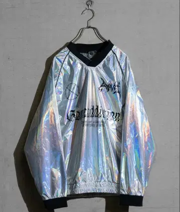 멜트 군 스토페스 무도관 의상