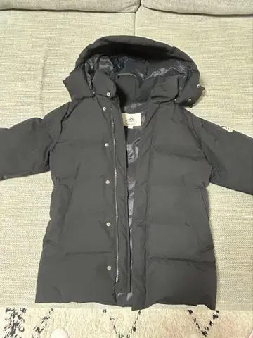 PYRENEX 블랙 다운 자켓