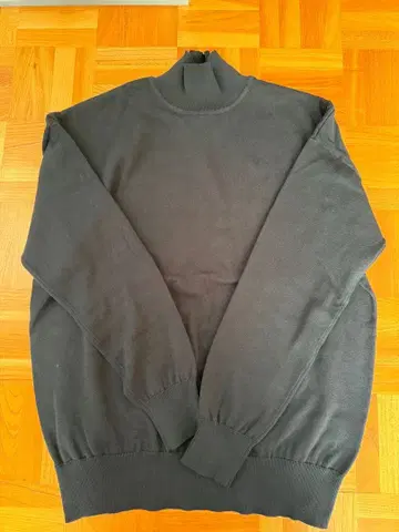 A.subjjject 하이넥 풀오버 니트 블랙