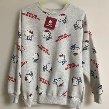 미사용 새상품!! 헬로키티 트레이닝복