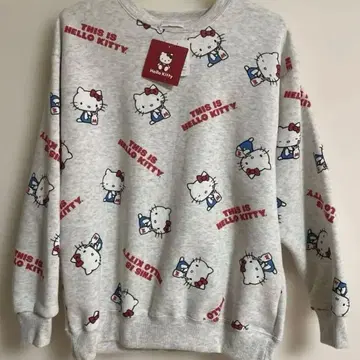 미사용 새상품!! 헬로키티 트레이닝복