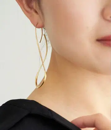 BAR Jewellery DRIFT 드롭 귀걸이