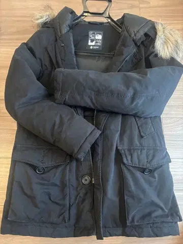 [ 새상품급 ] nano 블랙 다운 자켓 퍼 포함