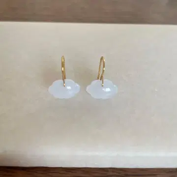 마리 엘렌 드 타이어크 MHT 구름 귀걸이