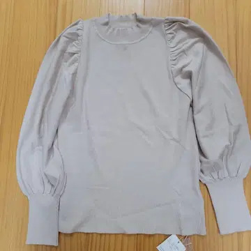 STRAWBERRY FIELDS 니트