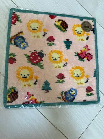 미개봉 새상품 FEILER 손수건 바니스뉴욕 콜라보 라이온