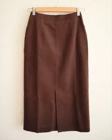 유나이티드 애로우즈 벨로아 스커트