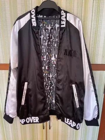 AAA 새틴 자켓 블랙 화이트