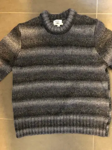 COS 릴랙스핏 니트 스웨터 EUR M 그레이 계열