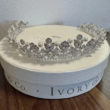 Ivory & Co. Alexandra sakura 티아라