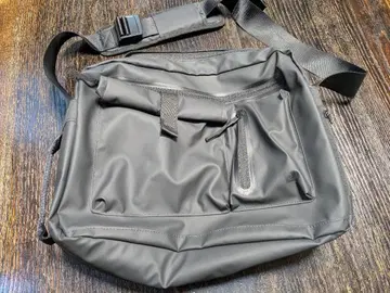 데카트론 NEWFEEL 워킹 메신저 백/백팩 중고