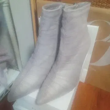 RANDA 그레이 튤스웨이드 힐 부츠