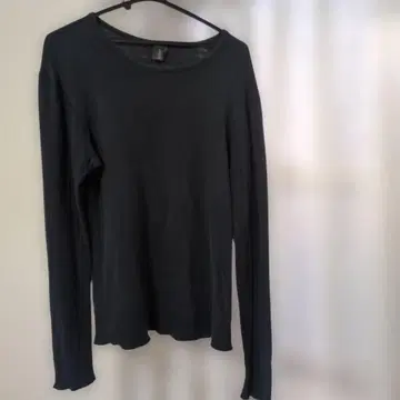 DKNY 블랙 긴팔 티셔츠