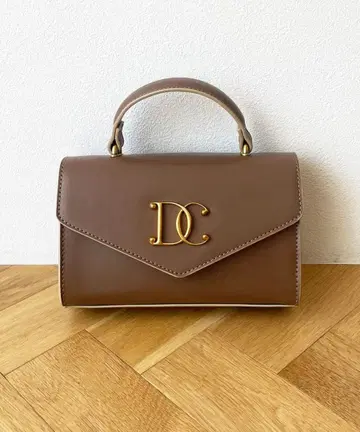 데이시 플랩 백