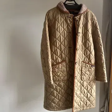 라벤햄 베이지 코트