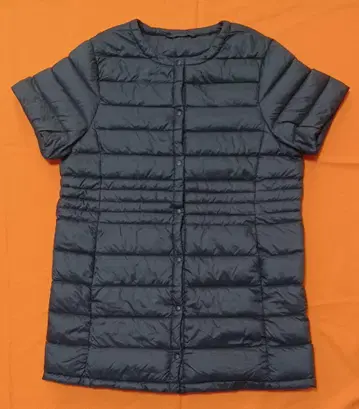 이온 탑밸류 다운 반팔 베스트