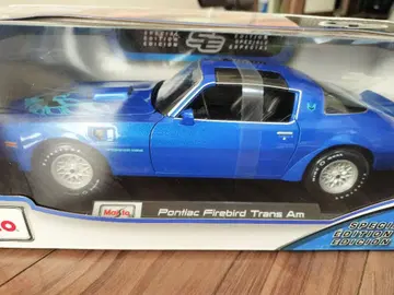 maisto 1/18 Pontiac Firebird Trans Am