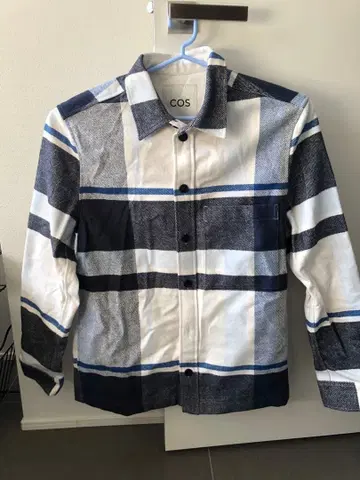 COS 체크 무늬 긴팔 셔츠 M 사이즈