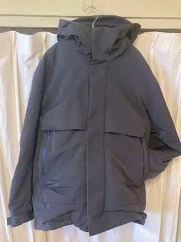 유니클로+J 하이브리드 다운 오버사이즈 파카