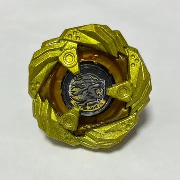 베이블레이드 X 레온 클로 5-60P 메탈 코트: 골드