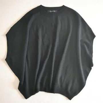 컨디션 최상 미즈이로 인드 돌먼 슬리브 니트 판초 스타일 블랙 2023