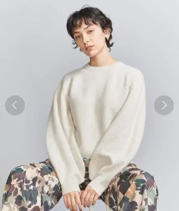 [ 새상품급 ] BEAUTY&YOUTH 볼륨 슬리브 니트