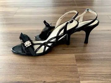 [ STRAWBERRY-FIELDS ] 퍼 샌들 [스트로베리 필드]