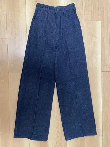 YANUK 야누크 데님 핀턱 스트레이트