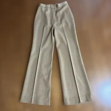 신 실루엣 베이지 플레어 팬츠 센터 크리즈 울 100%